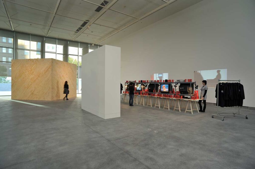 Yoshua Okón: 2007-2010
