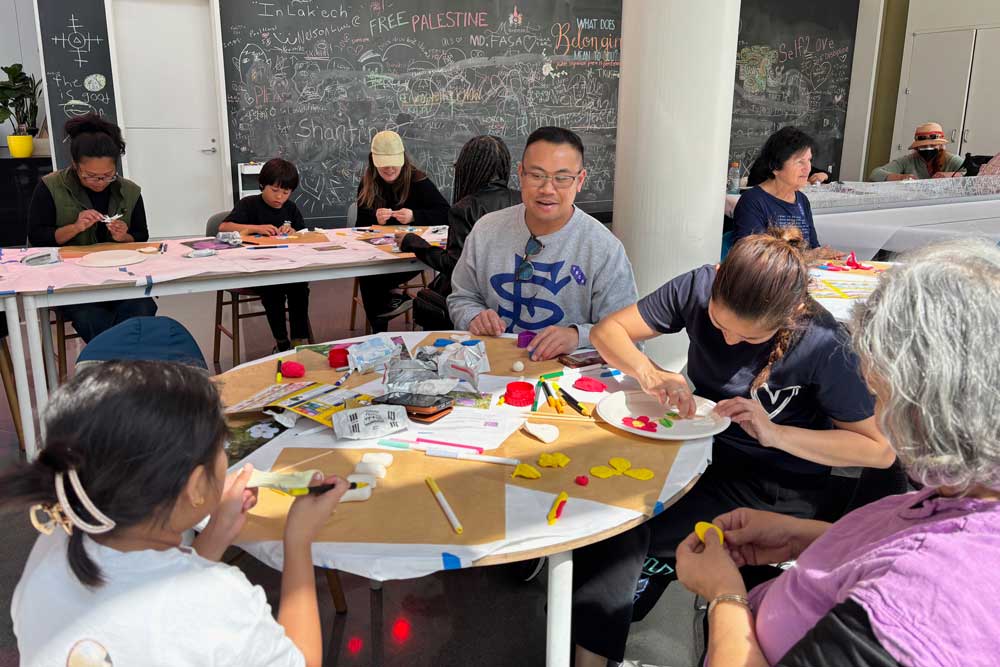 Free Art Workshop: Narrative Sculpture