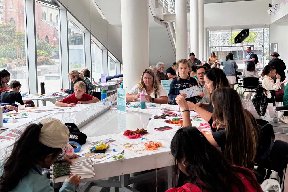 Free Art Workshop: Yarn Weaving