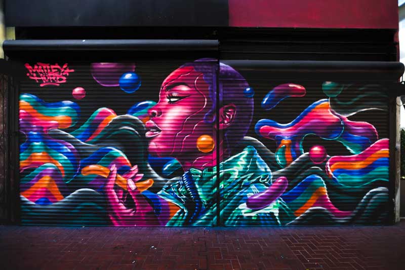 Murals & Monuments Tour